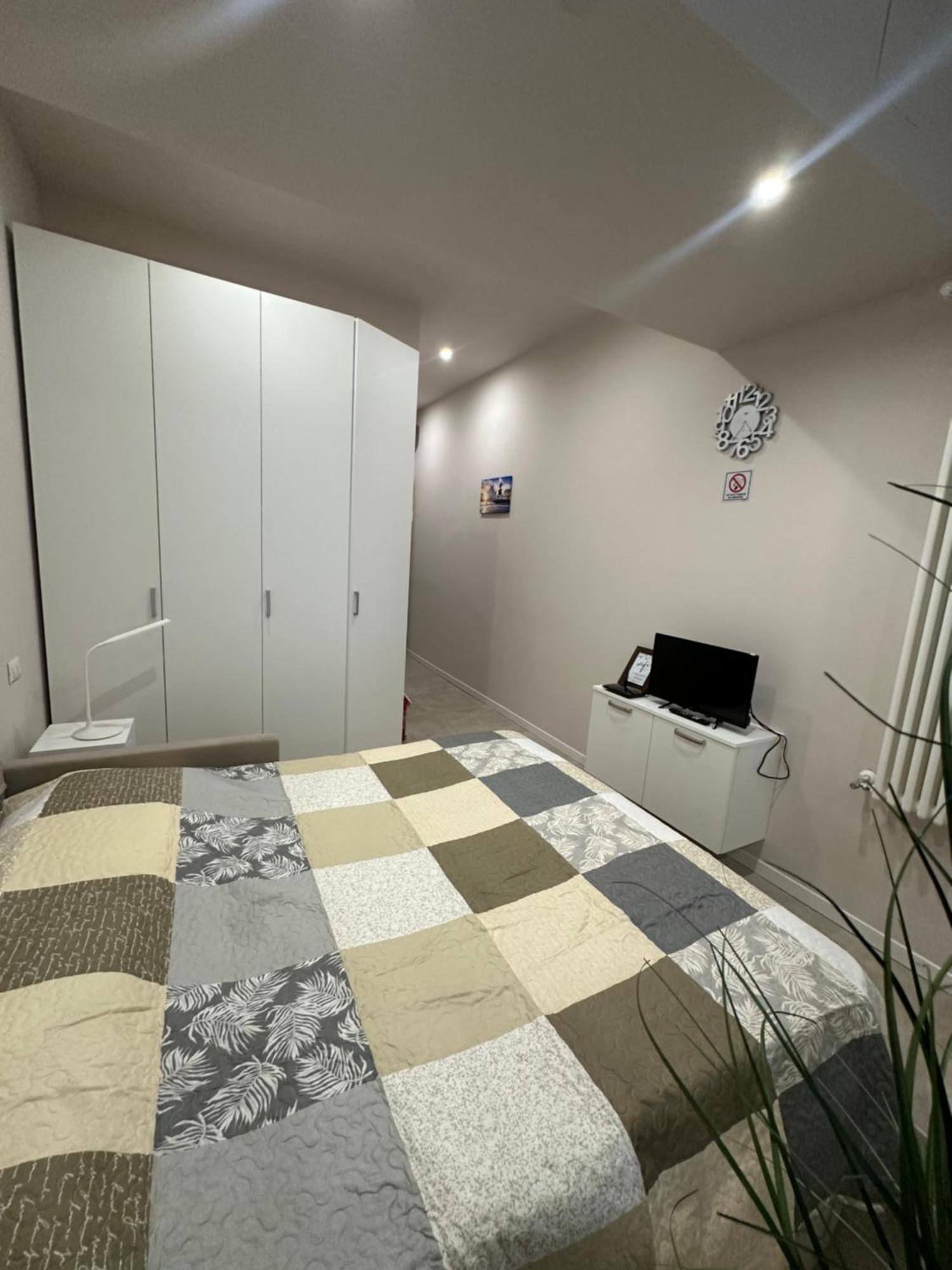 Apartament Monolocale Piazza Gambara M1 Mediolan Zewnętrze zdjęcie